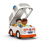 LEGO® DUPLO® Mentőautó és mentősofőr