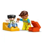 LEGO® DUPLO® Mentőautó és mentősofőr