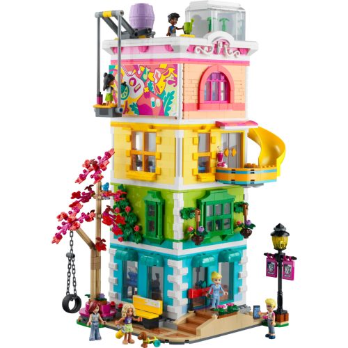 LEGO® Friends Heartlake City közösségi központ