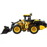 LEGO® Technic™ Volvo L120 Electric kerekes rakodógép
