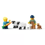 LEGO® City Piros traktor, utánfutó és juhok