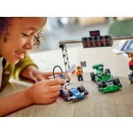 LEGO® City F1® rajt VCARB és Sauber versenyautókkal