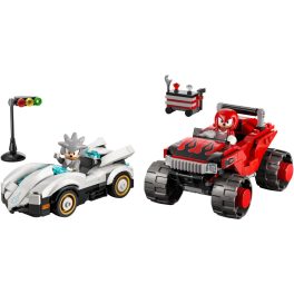   LEGO® Sonic the Hedgehog™ Silver autója Knuckles monster truckja ellen